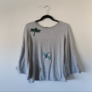 Dragonfly patch gray top long sleeve